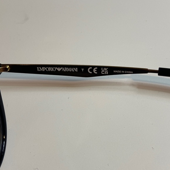 Emporio Armani prescription glasses - Picture 5 of 6